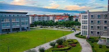 北京大学软件与微电子学院 - 北京大学软件与微电子学院